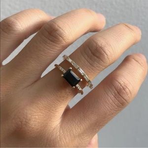Jennie Kwon East West Onyx Equilibrium Ring size 7
